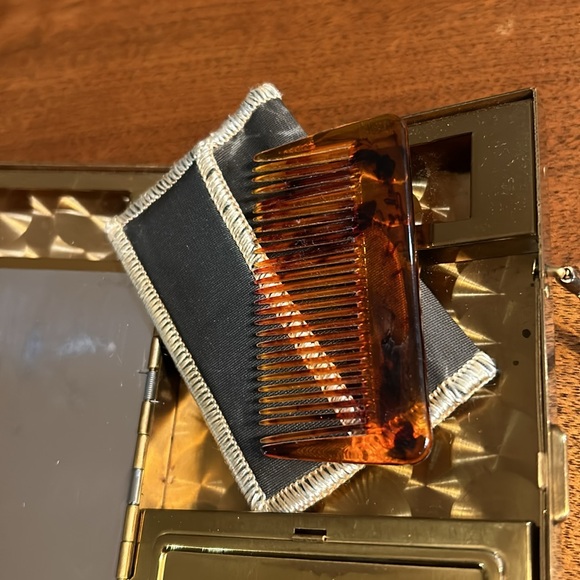 Wilardy MCM vintage lucite clutch - Picture 5 of 14